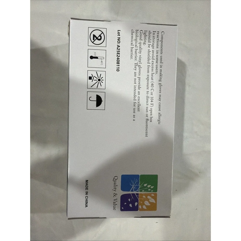 500 Medium Disposable Powder‎ Fret Vinyl Gloves. Lot Of 5 Boxes. 5 Boxes Of 100